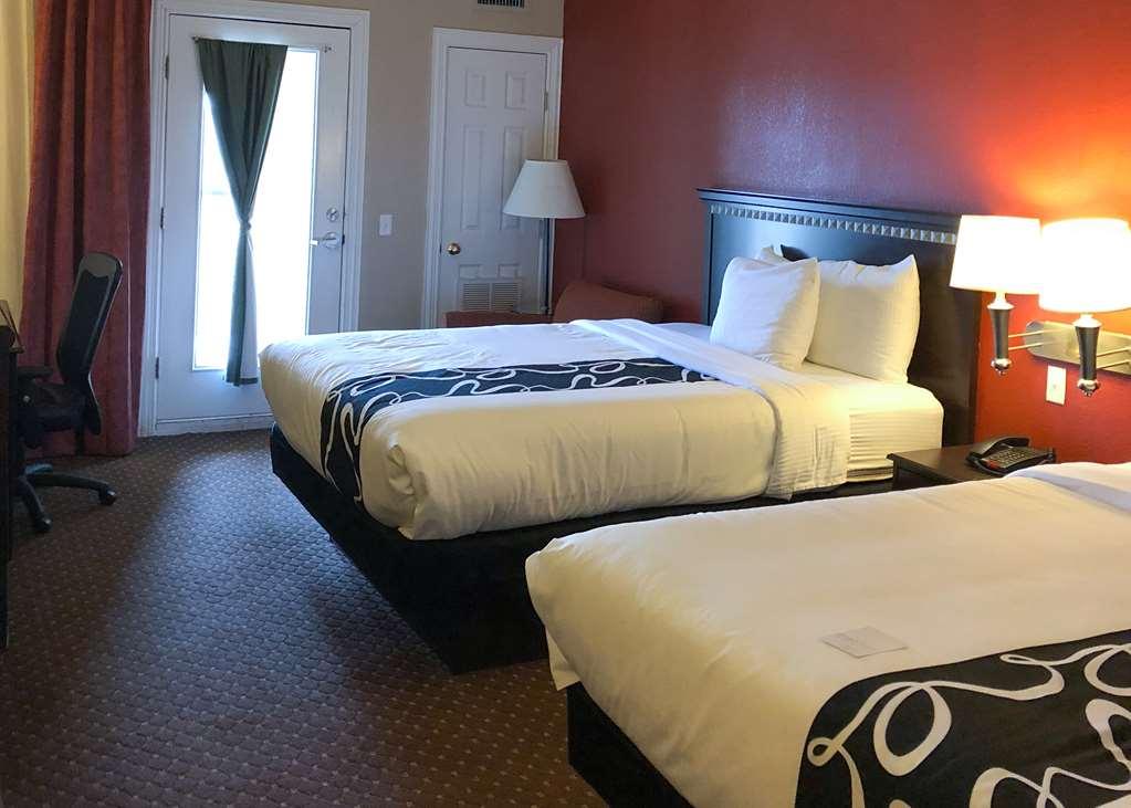 Americas Best Value Inn - Gun Barrel City Room photo